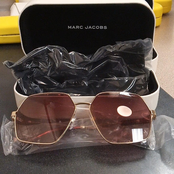 Marc Jacobs sunglasses